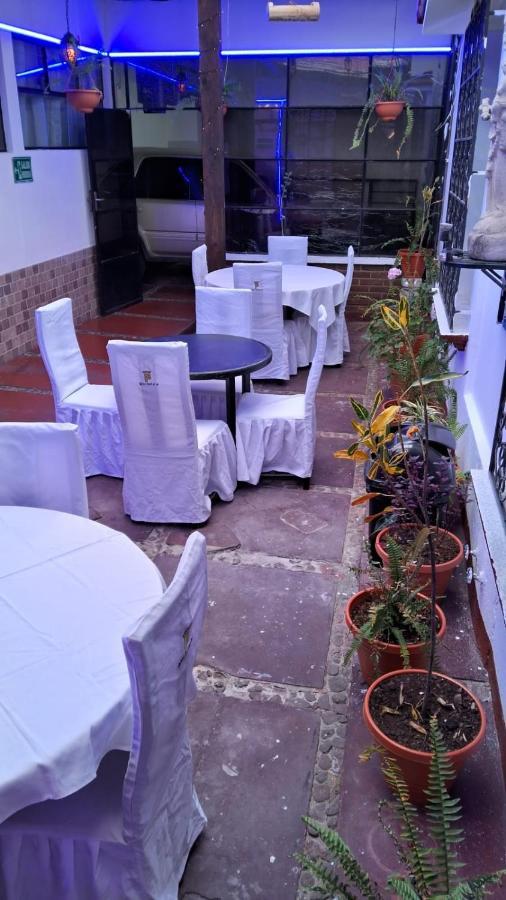 Hotel Kamelot Parque Central Κετσαλτενάνγκο Εξωτερικό φωτογραφία