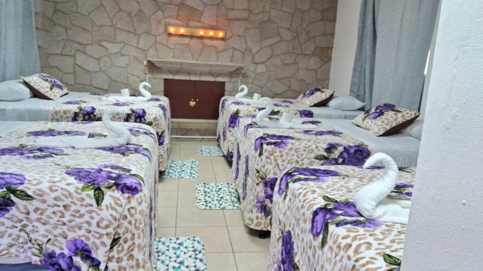 Hotel Kamelot Parque Central Κετσαλτενάνγκο Εξωτερικό φωτογραφία